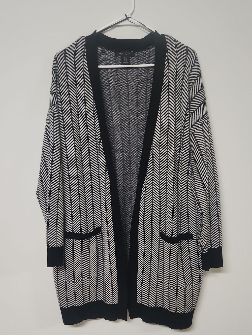 Tahari Black & White Chevron Knit Open Cardigan